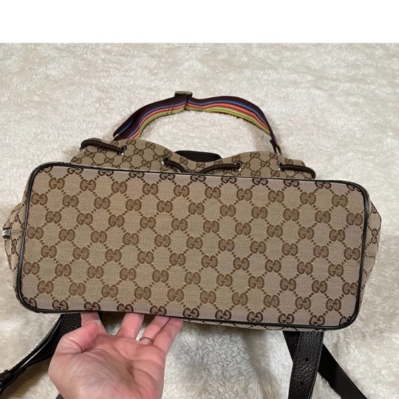 Gucci. Backpack - Picture 6 of 11